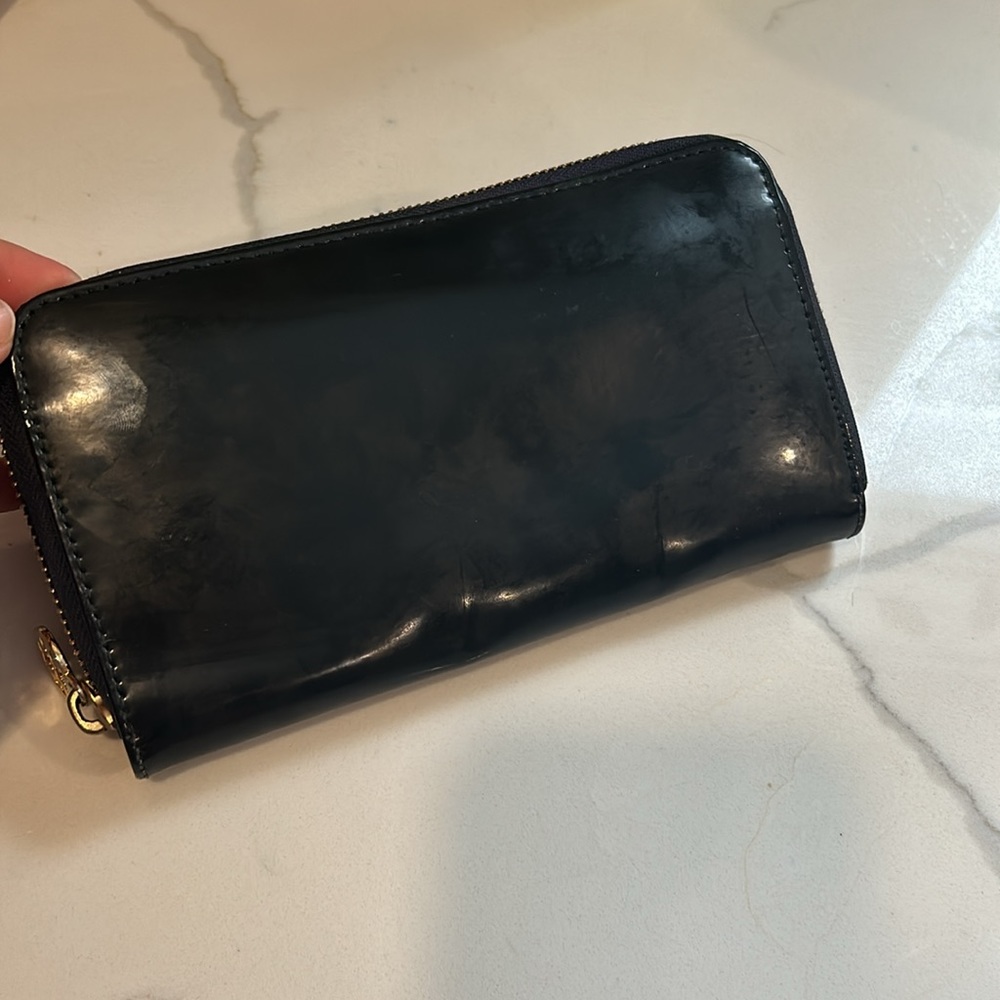 Tory Burch Patent Leather Continental Purple Wallet - Picture 11 of 11